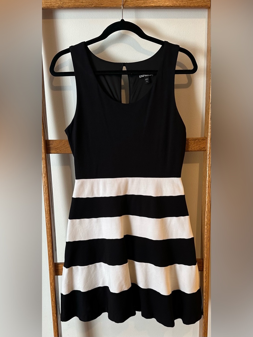 Express Black and White Sleeveless Striped Midi Dress